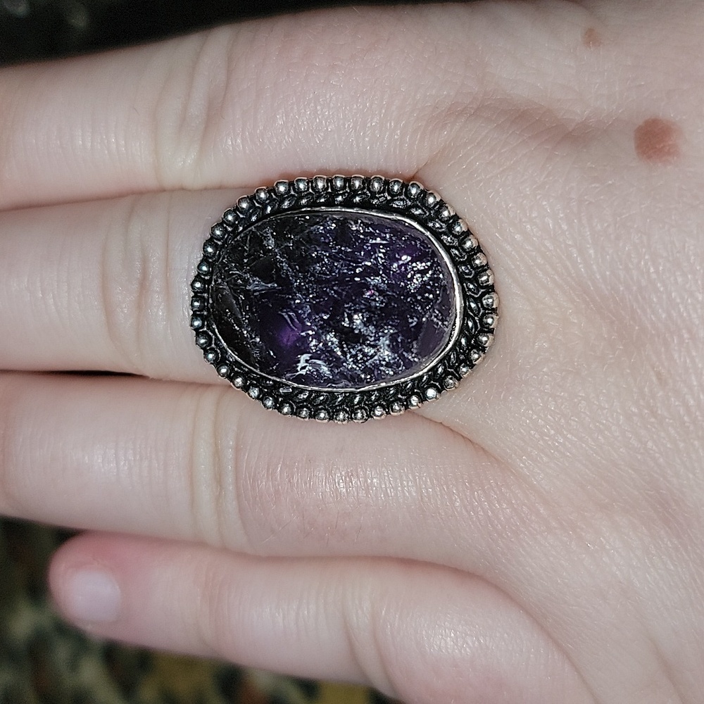 Rough Raw Amethyst Ring Size 8 - image 2